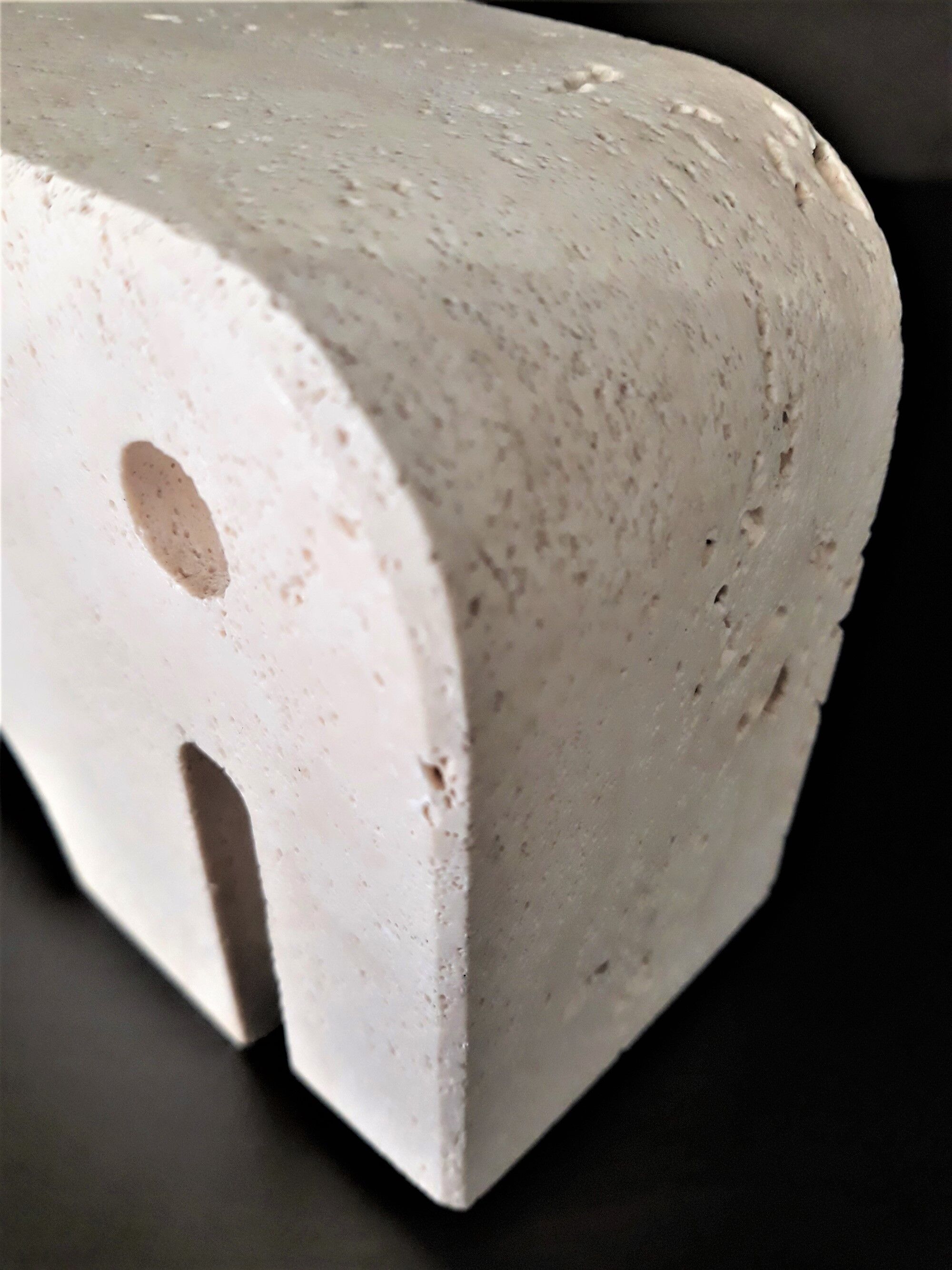 Pair of travertine bookends Fratelli Mannelli, 1970