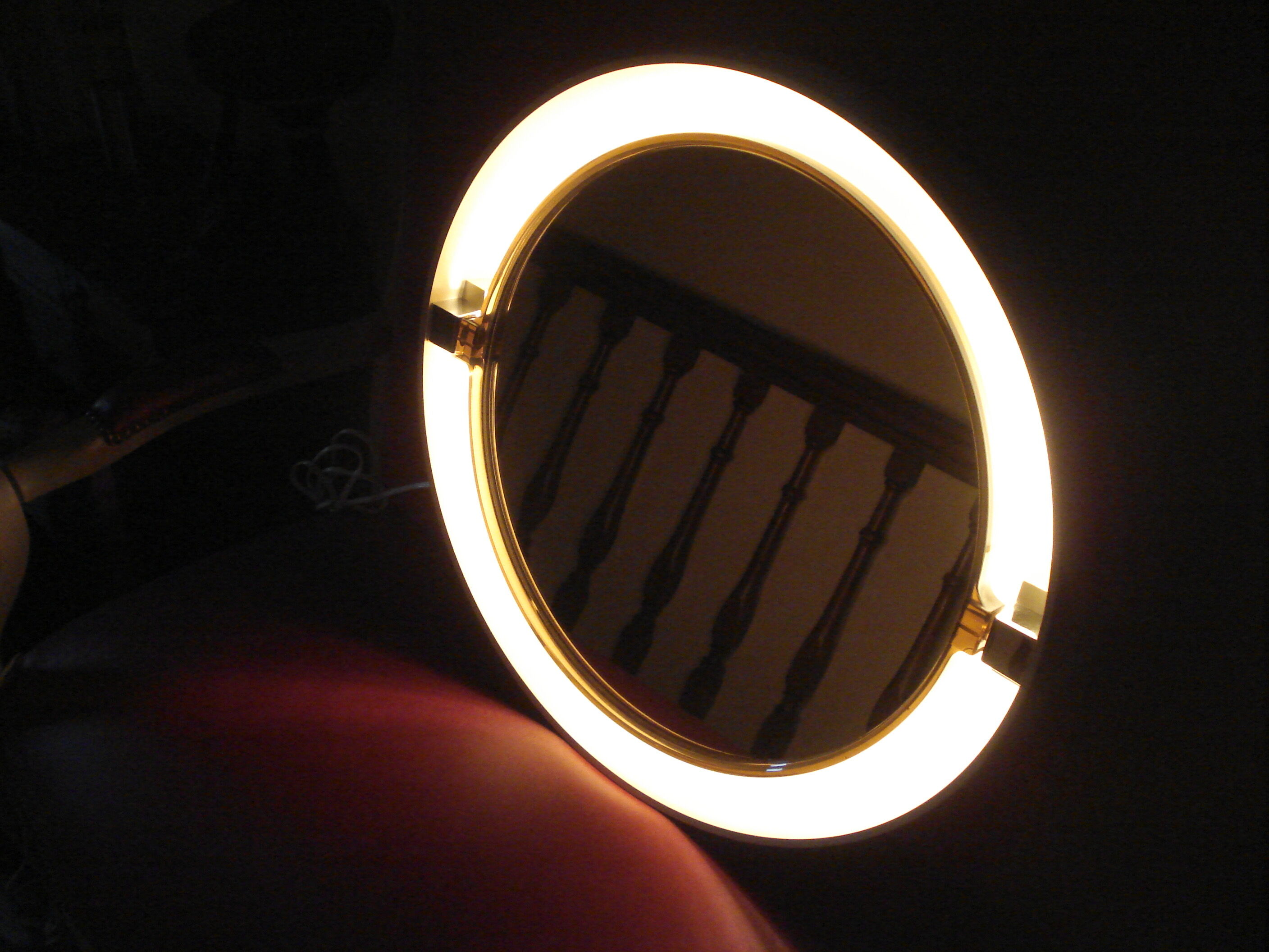 Vintage illuminating mirror 1970 allibert