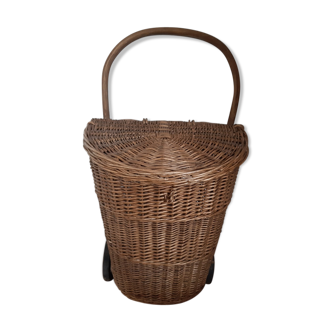 Wicker wheeled trolley