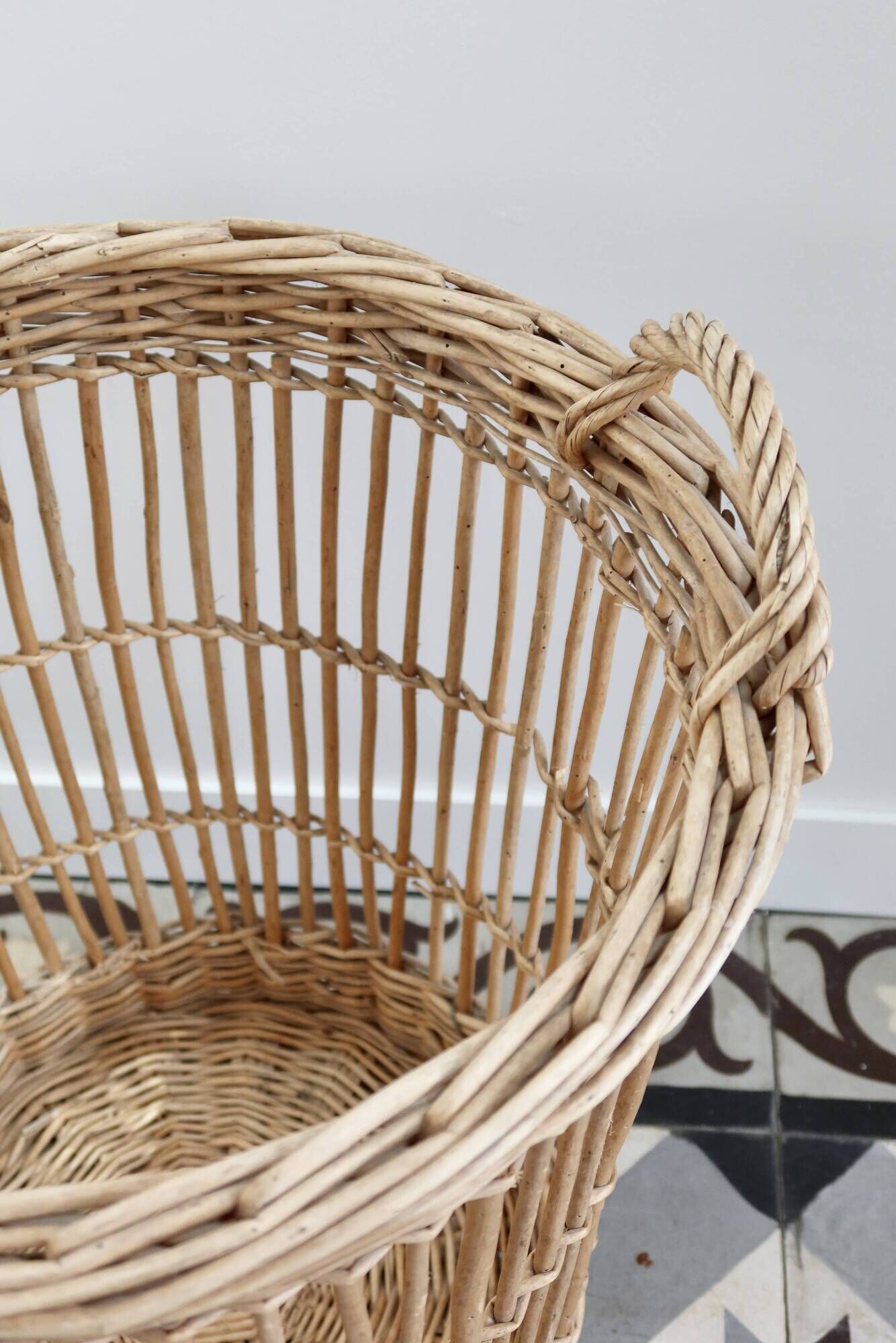 Vintage wicker bakery basket – Baguette basket