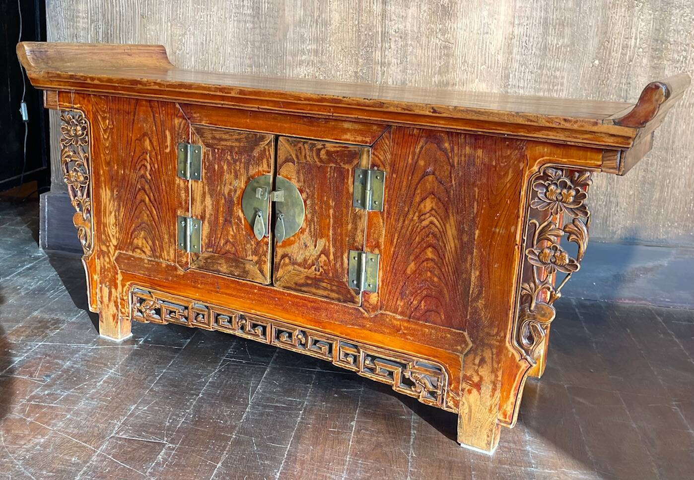 Meuble bas ancien chinois
