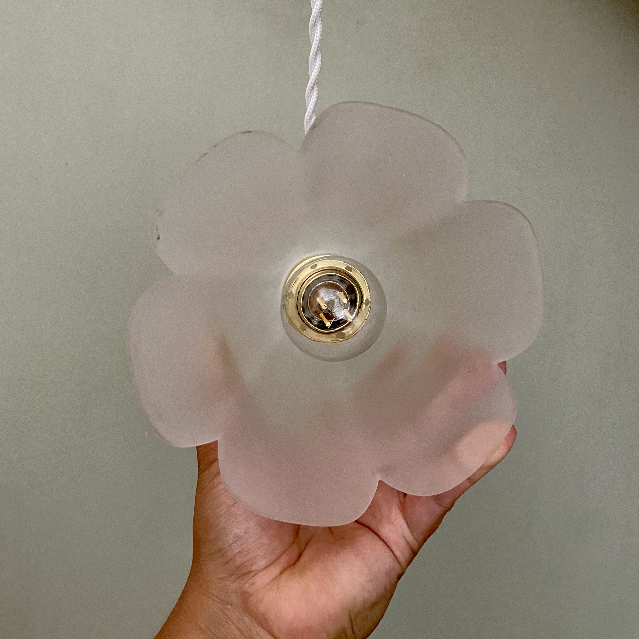 Vintage tulip pendant in frosted glass in the shape of a flower