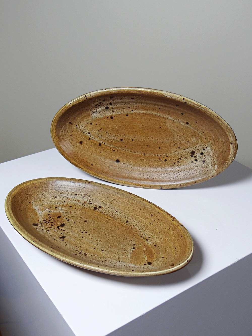 2 oval vintage stoneware/ceramic dishes from Salins, 1960s.