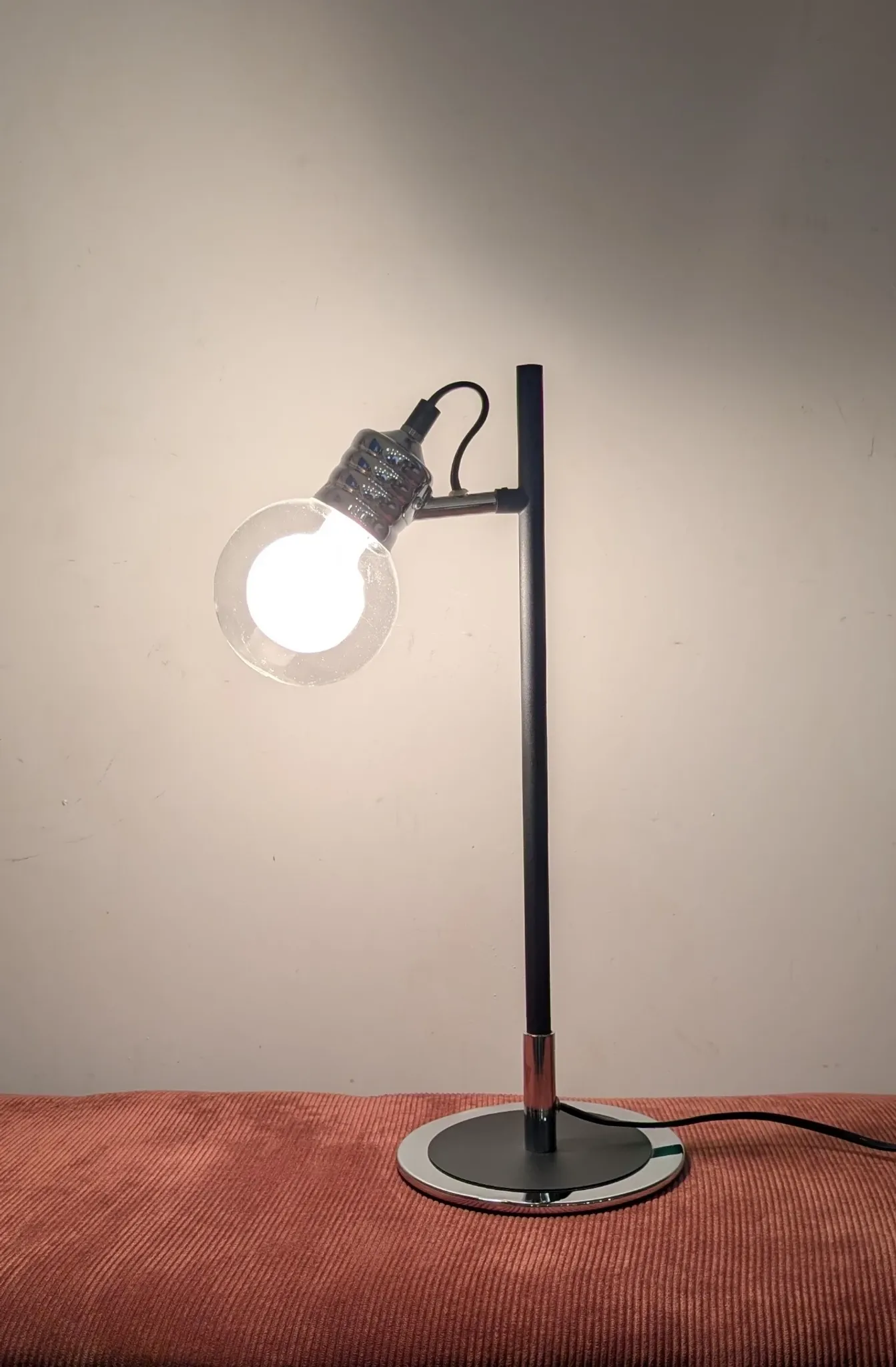 Vintage Swan Neck Lamp in Black Metal and Chrome