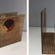 Porte-revues en plexiglas et cannage incrusté