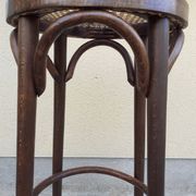 Bar stool