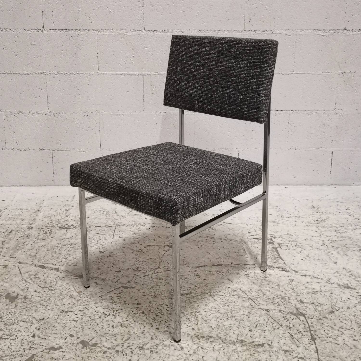 P60 chair designed by Philippon & Lecoq, Airborne edition, 1960