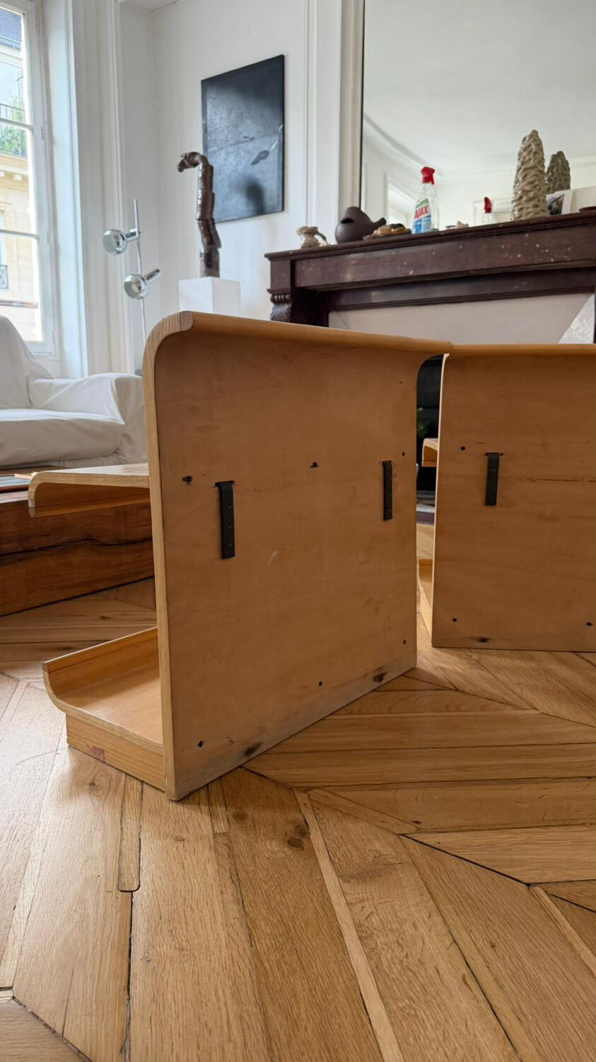2 bedside tables / table de chevet bois