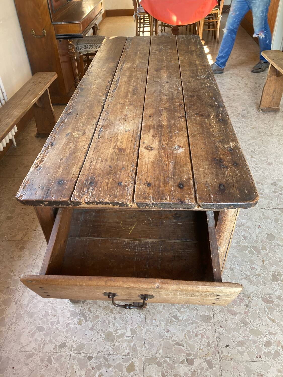 Farmhouse table