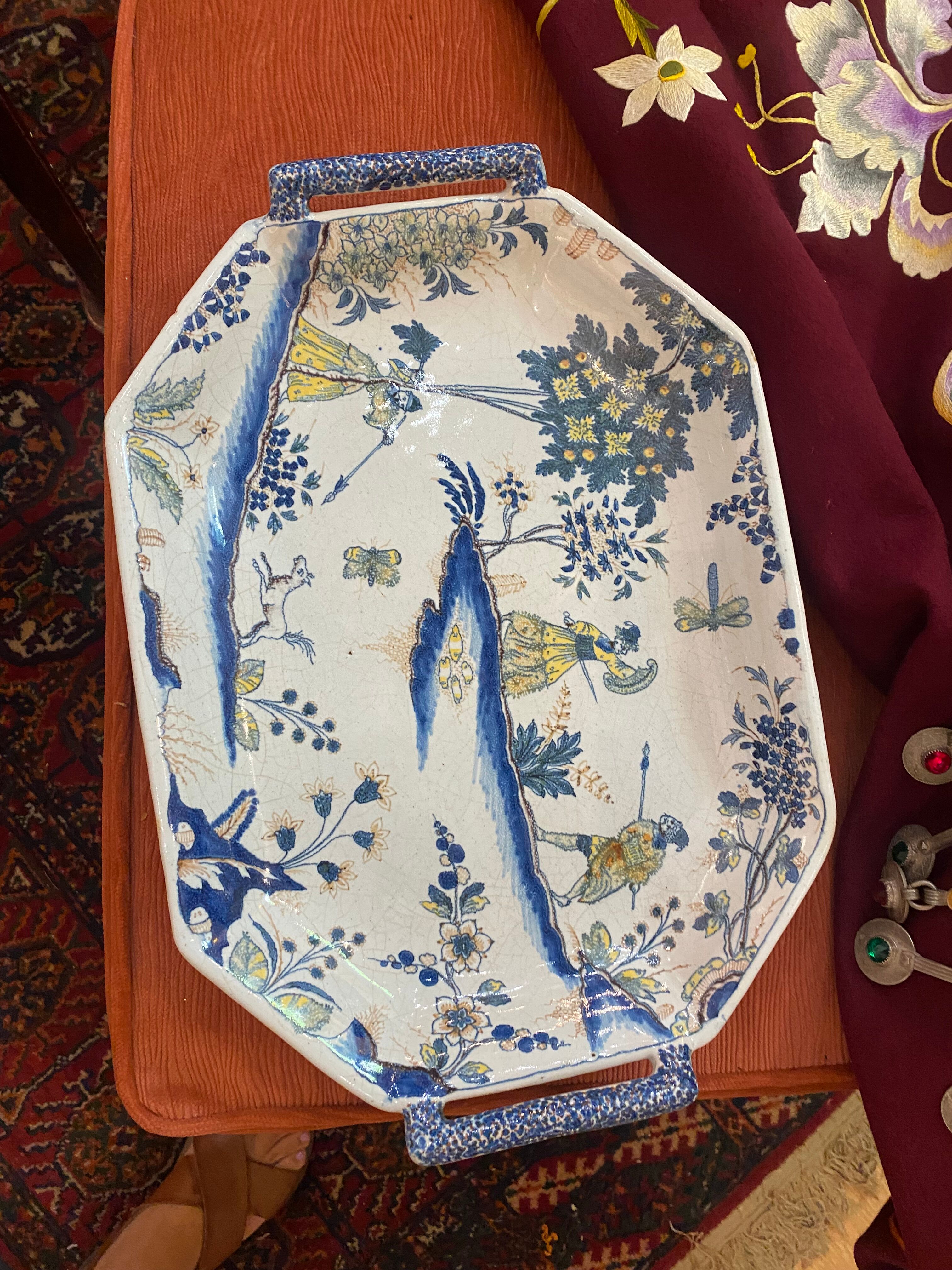 Earthenware dish