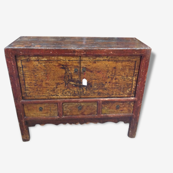 Polychrome chinese furniture