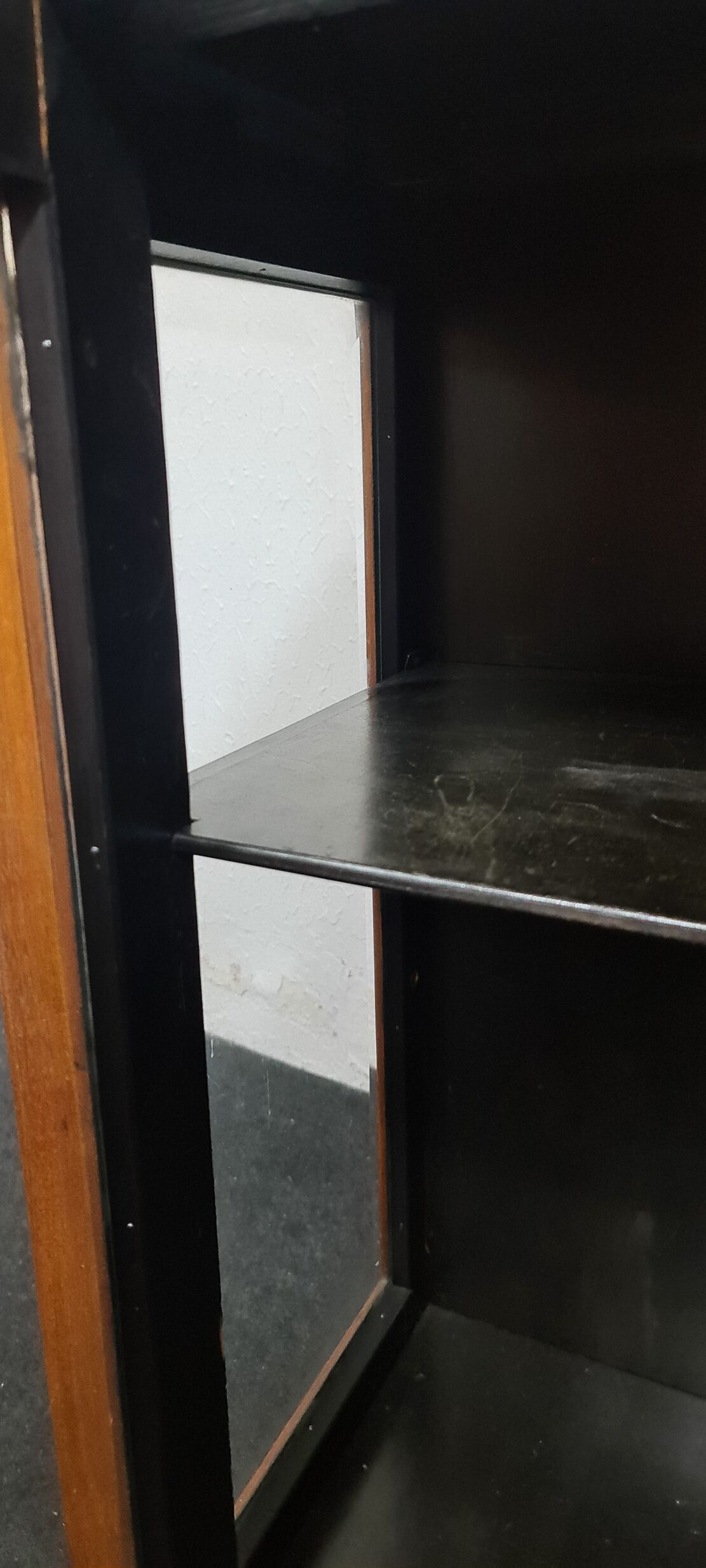 Vitrine de chêne millésimé