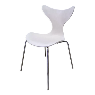 Model 3108 "Lily" or "seagull" chair by Arne Jacobsen for Fritz Hansen, Denmark 1976