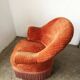Fauteuil crapaud en velours orangé