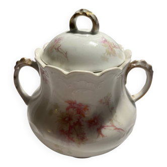 Antique porcelain bonbonnière with floral design – Belle Époque, circa 1900