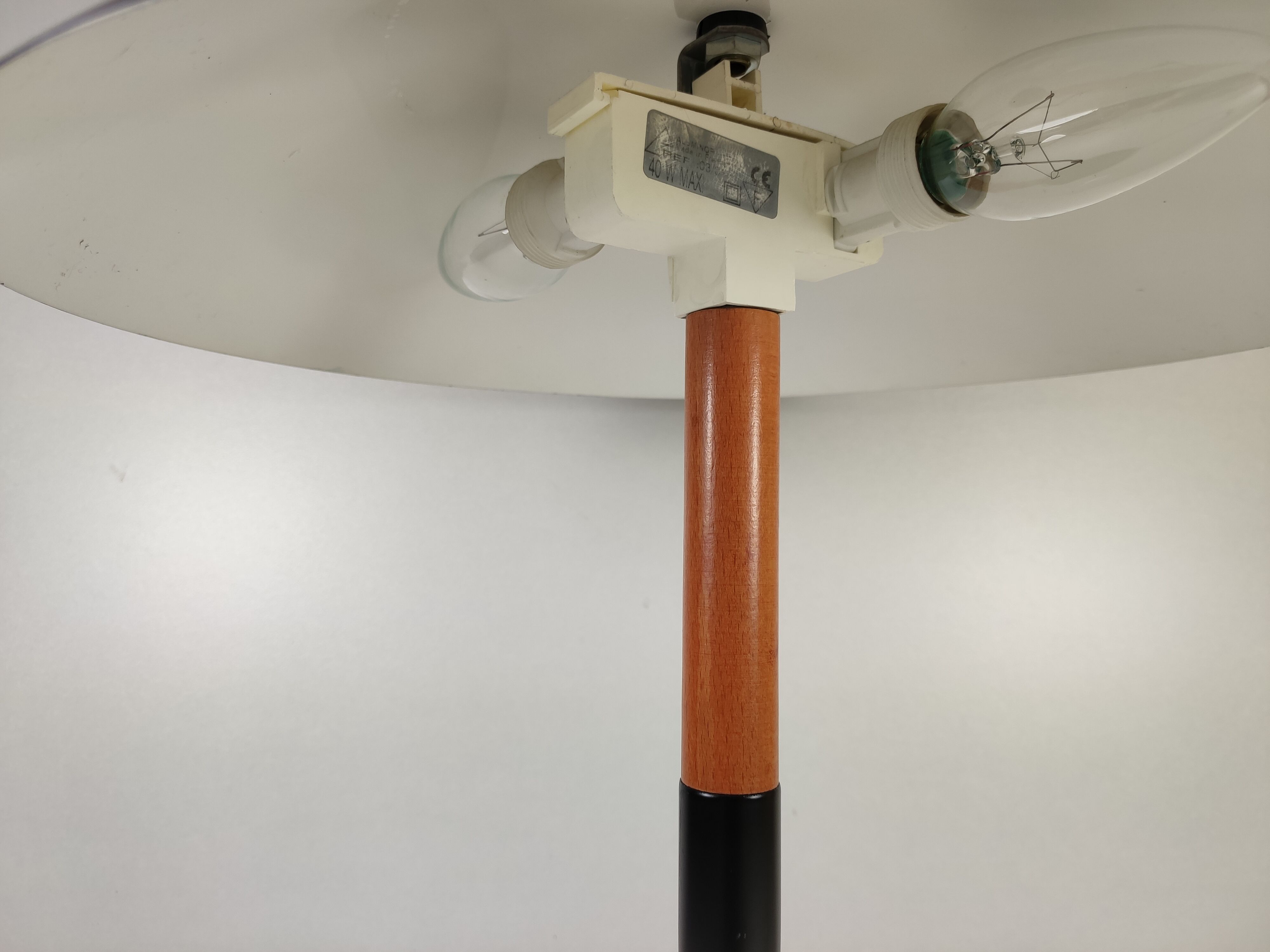 Black mushroom lamp Aluminor years 80