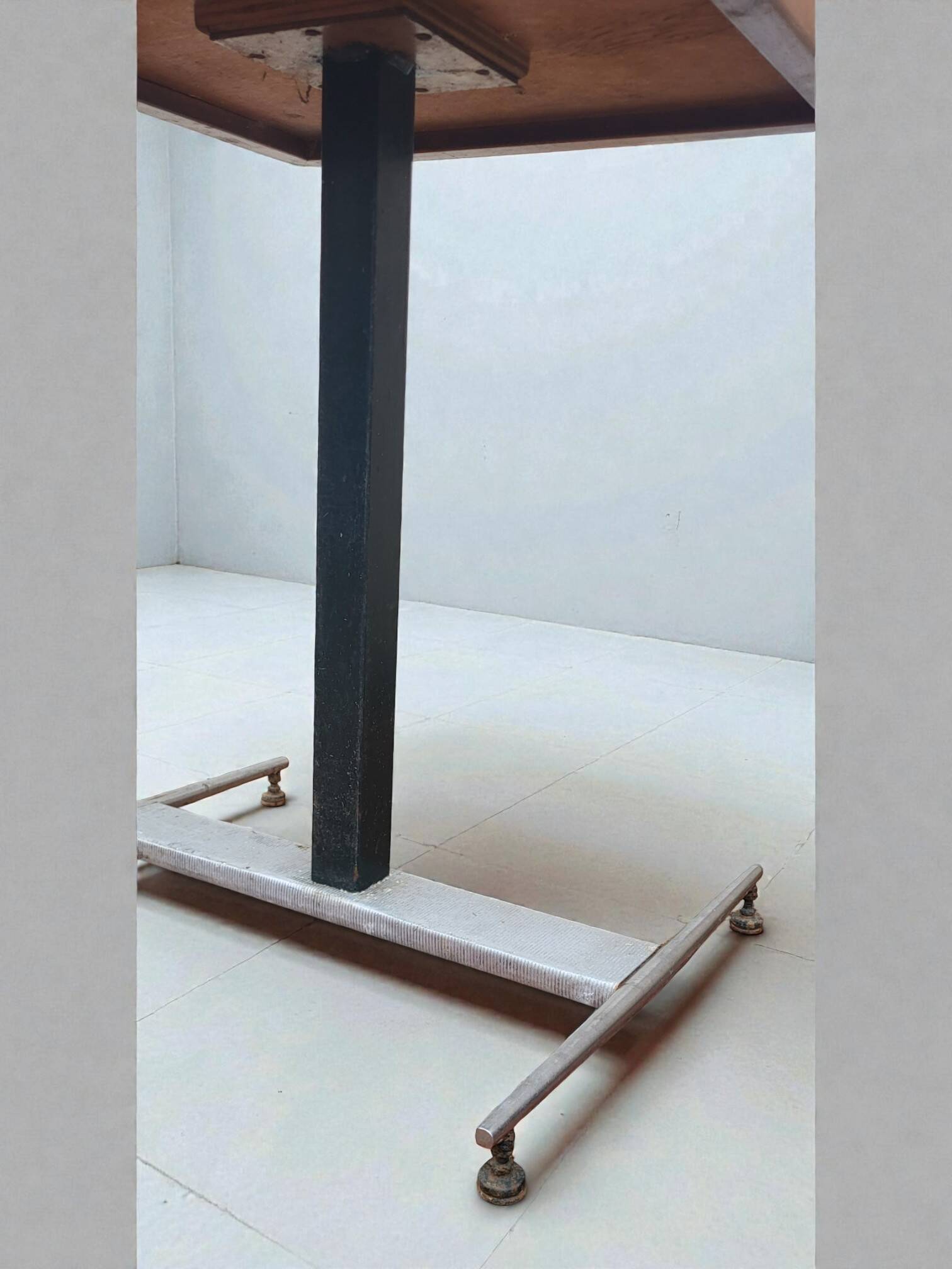Square bistro table