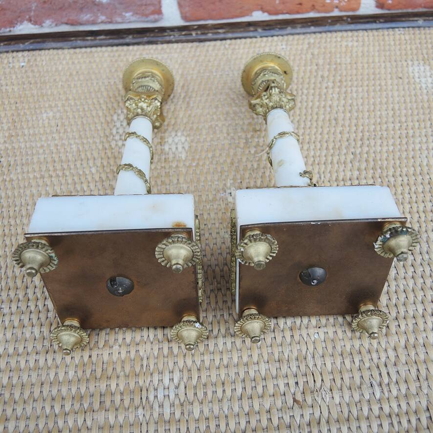 2 antique column candle holders in white marble and brass