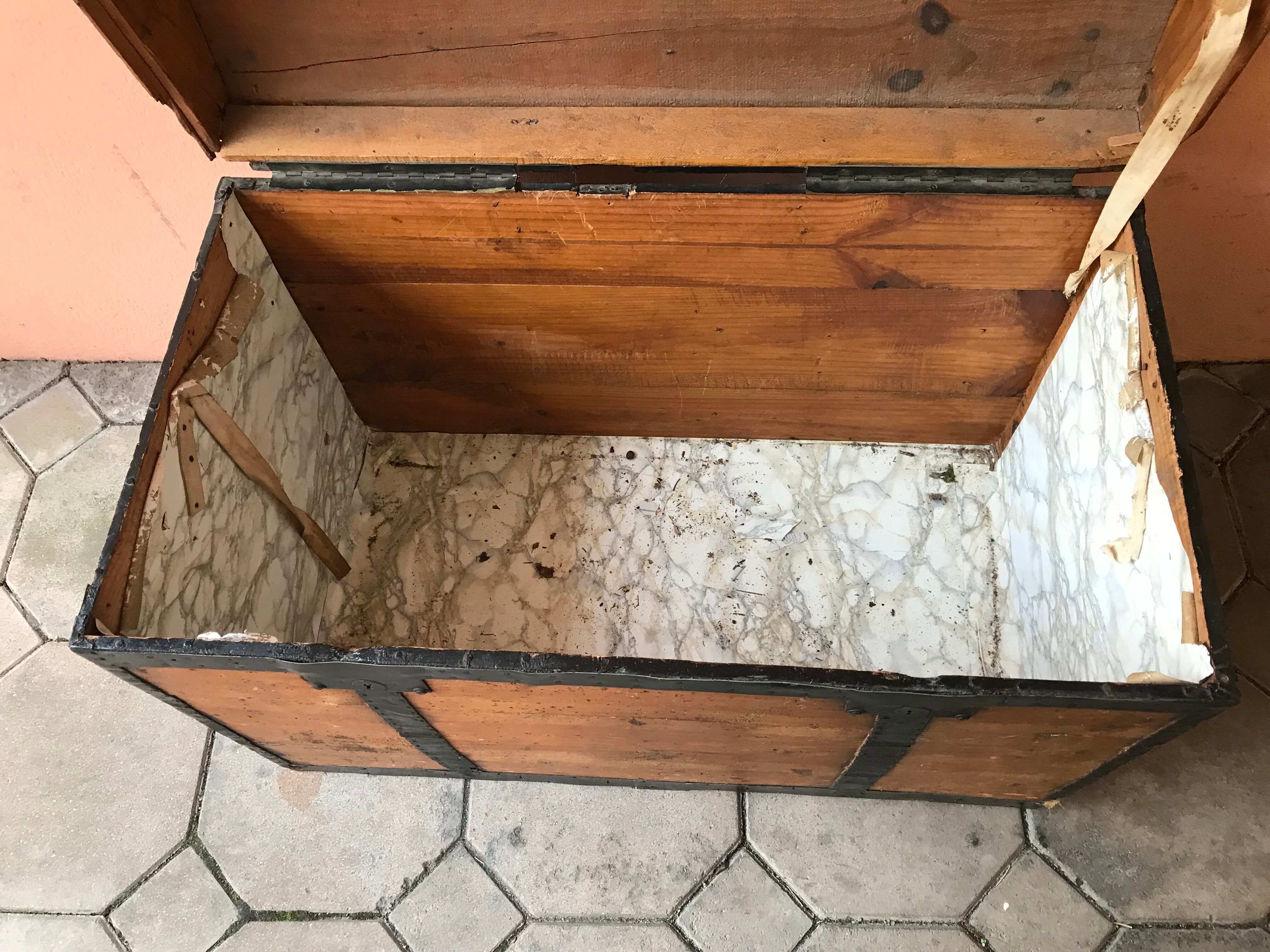 OLD TRUNK EARLY TWENTIETH IN PITCHPIN DOMED SHAPE LARGE MODEL