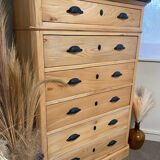 Chest of drawers, dresser