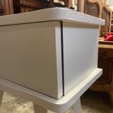 Bedside feet compass sand