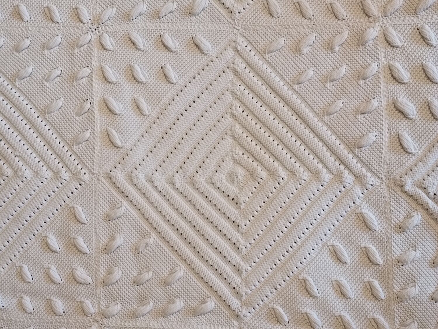 Bedspread or knitted plaid - cotton