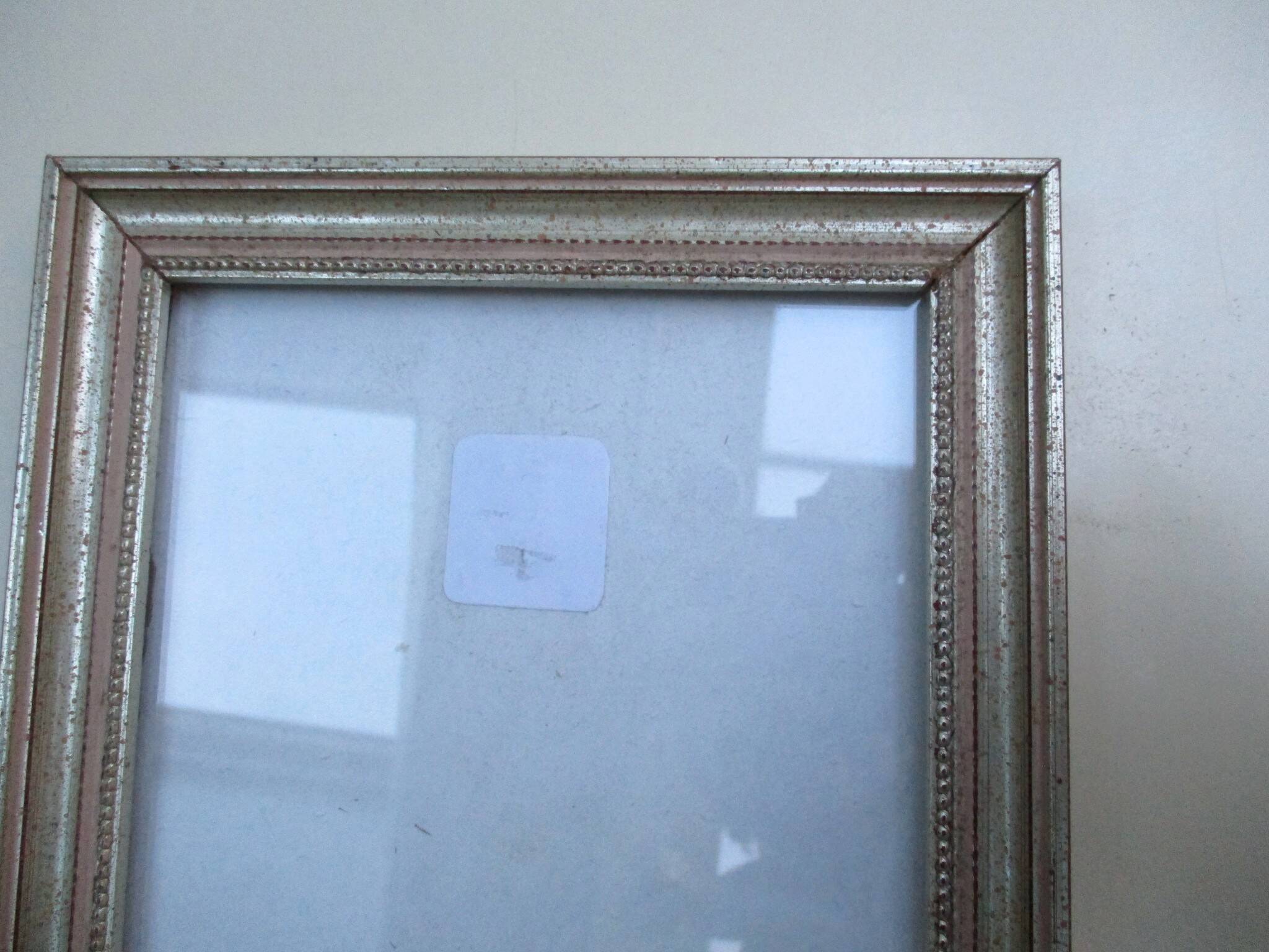 Silver wooden frame for 13.5 x 20 cm subject