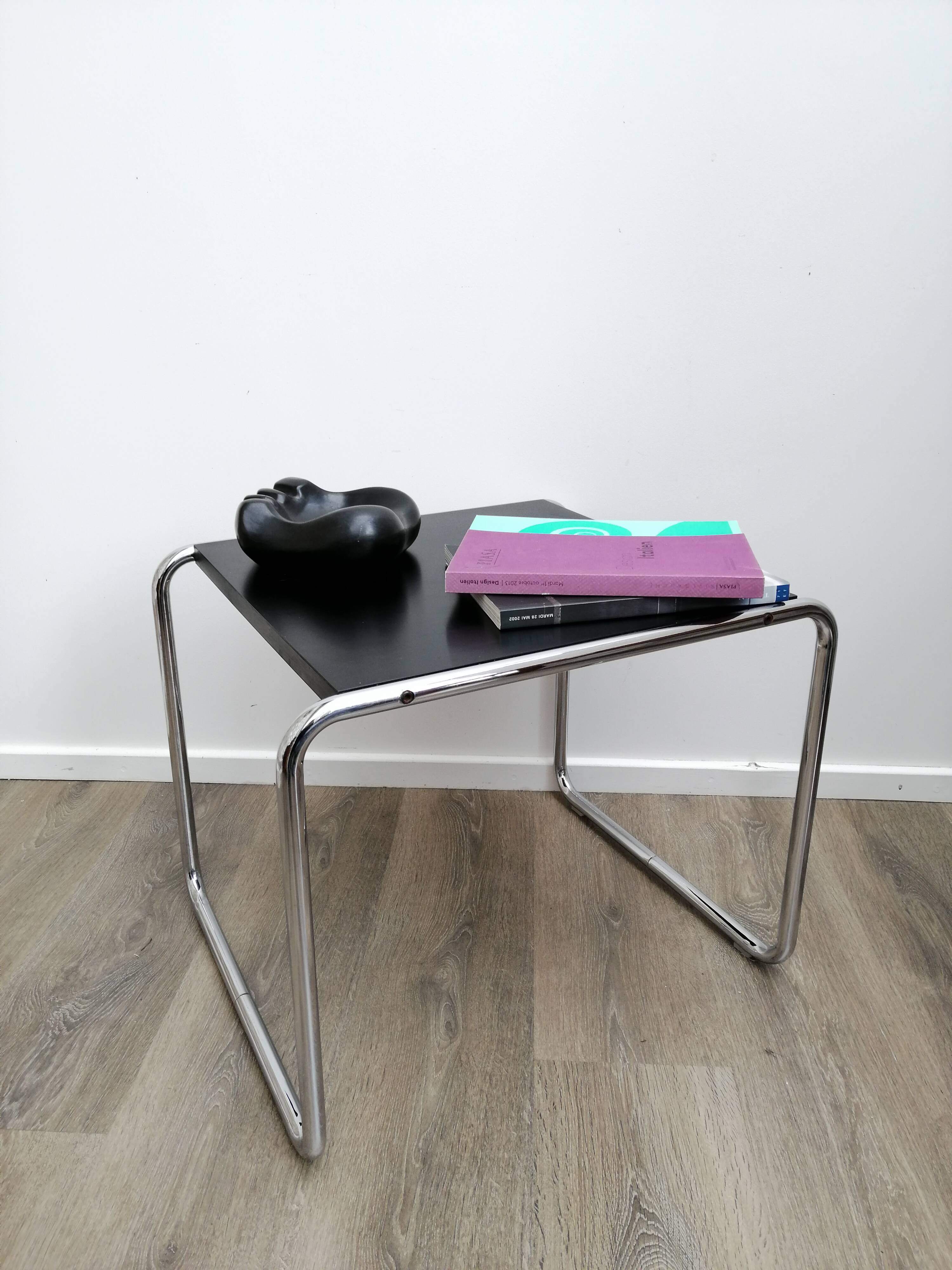 Coffee table model "Laccio" by Marcel Breuer reedited by Gavina around 1970