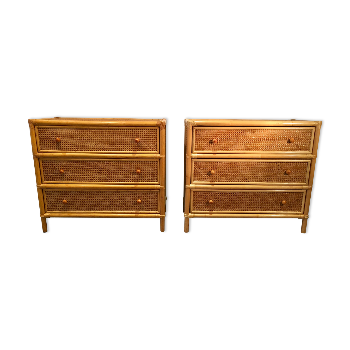 Commodes vintage, cannage en rotin