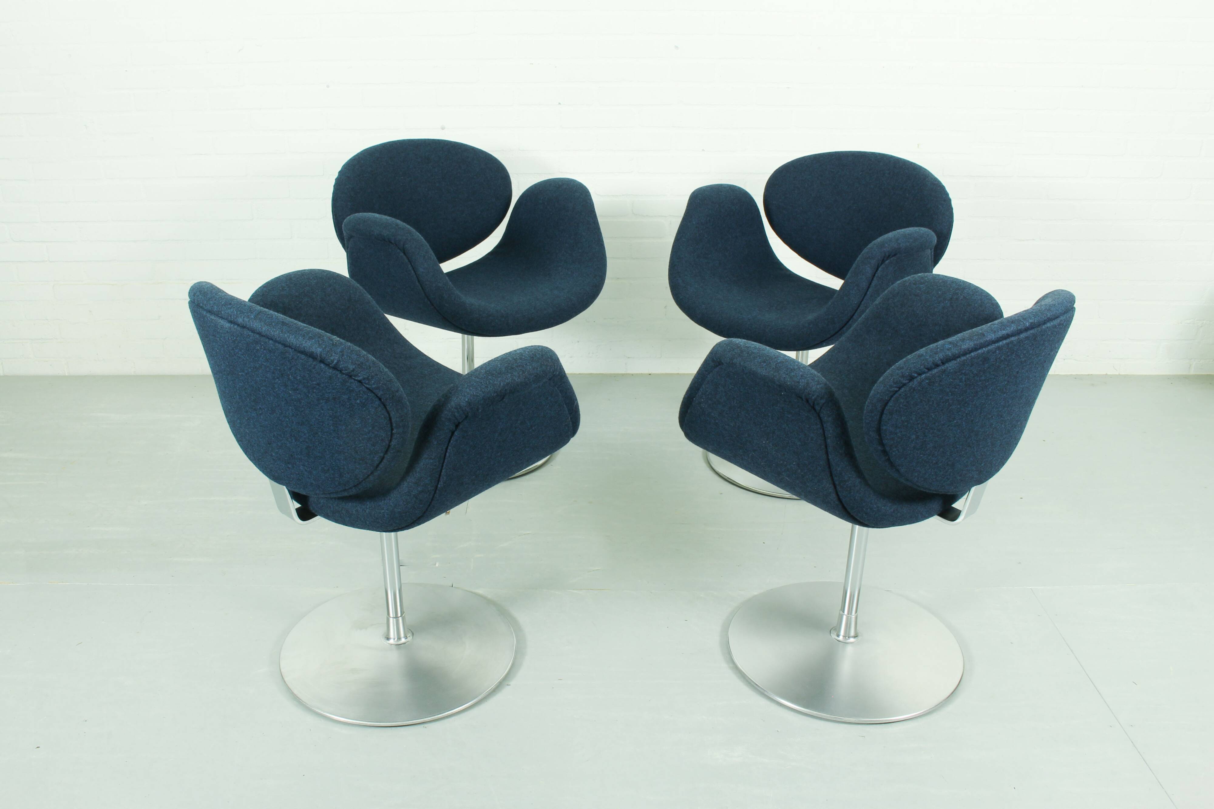 Set of 4 Swivel Little Tulip Dining Chairs by Pierre Paulin for Artifort, 1