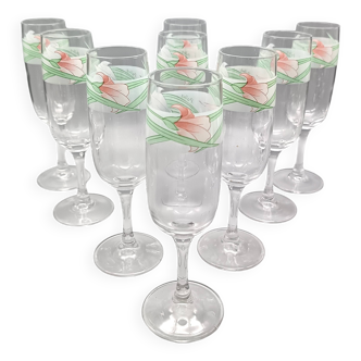 11 luminarc champagne flutes with vintage palluy motif