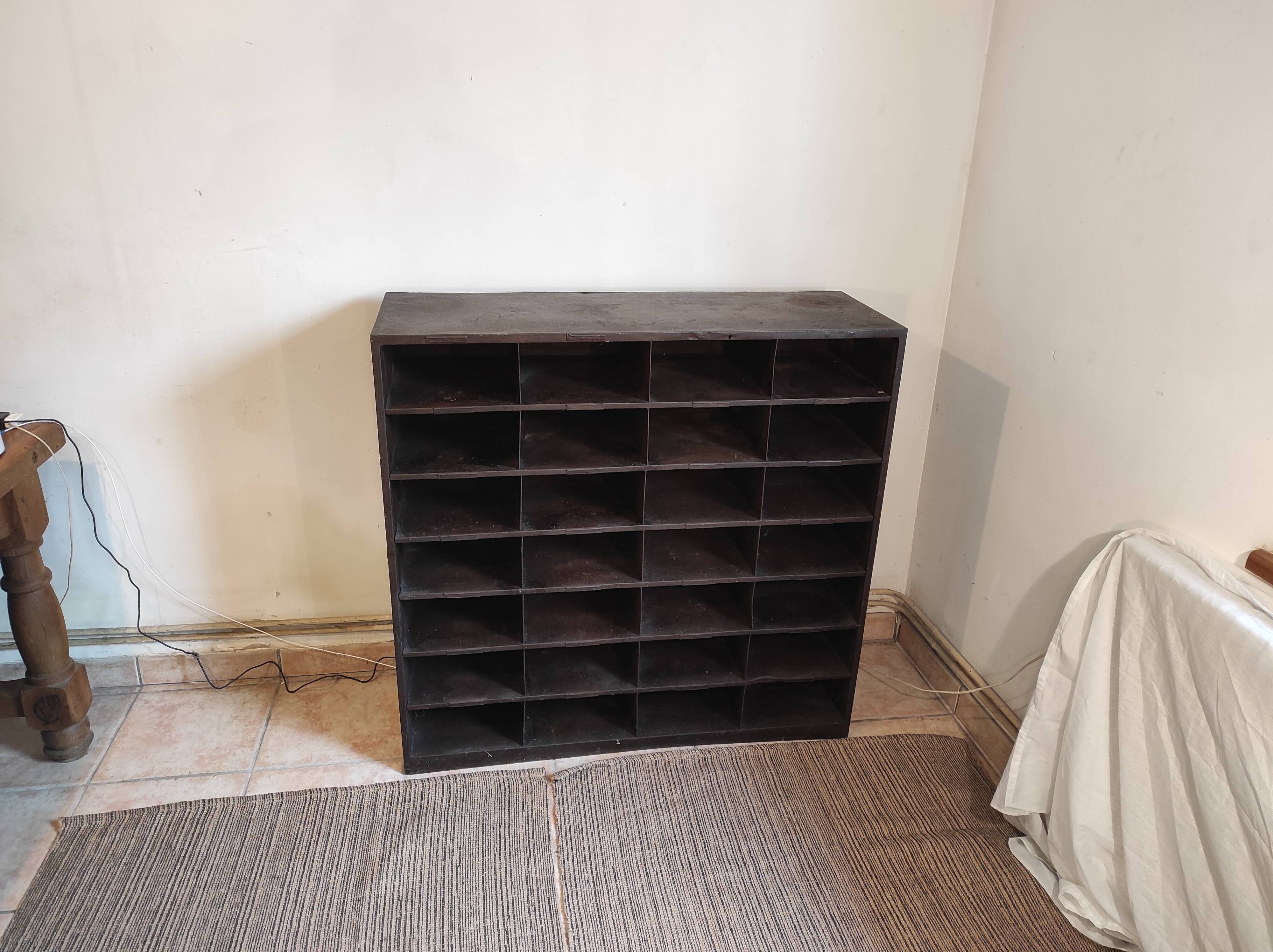 Metal rack cabinet