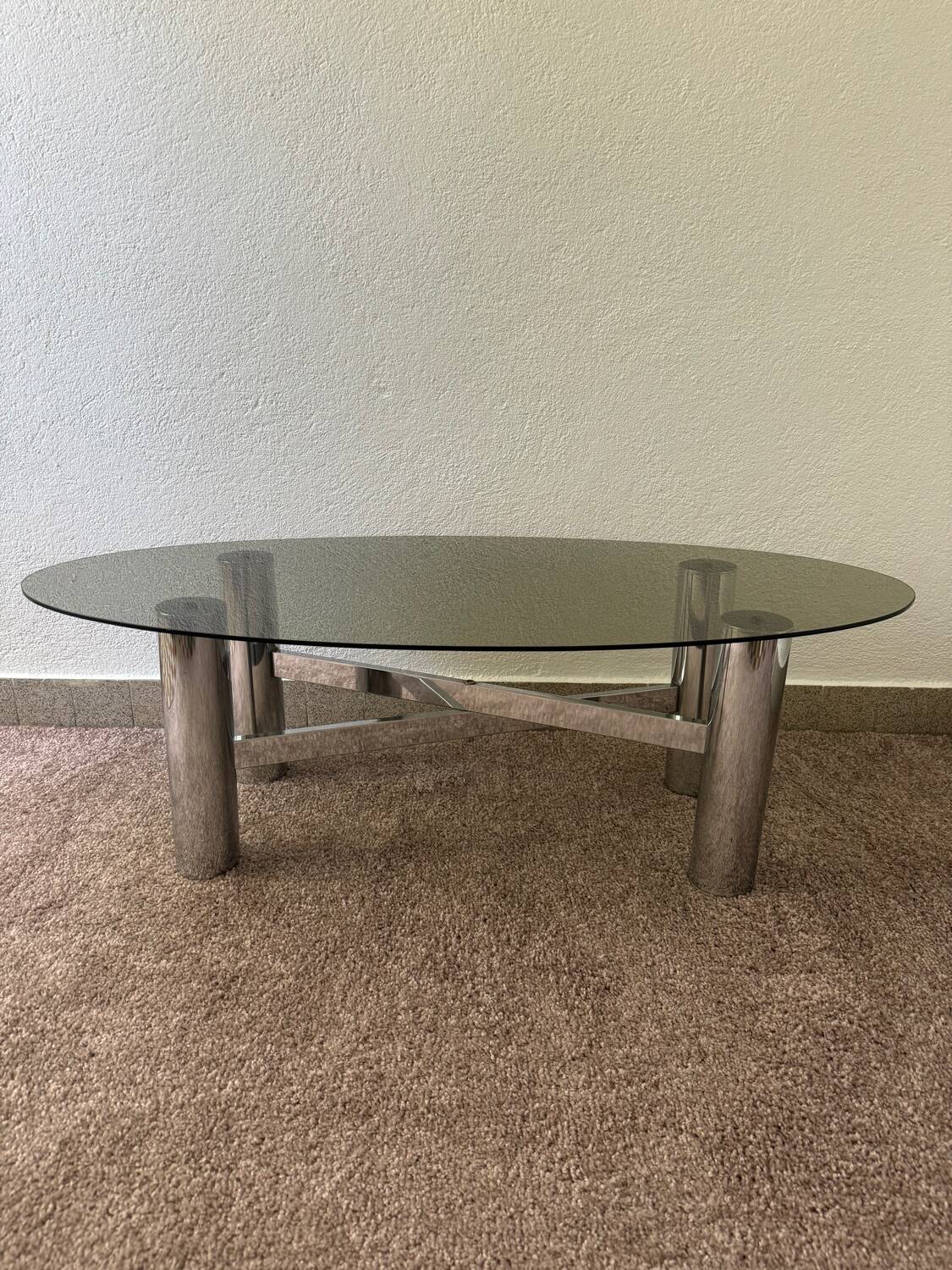 Table basse métal chromé verre fumé années 70