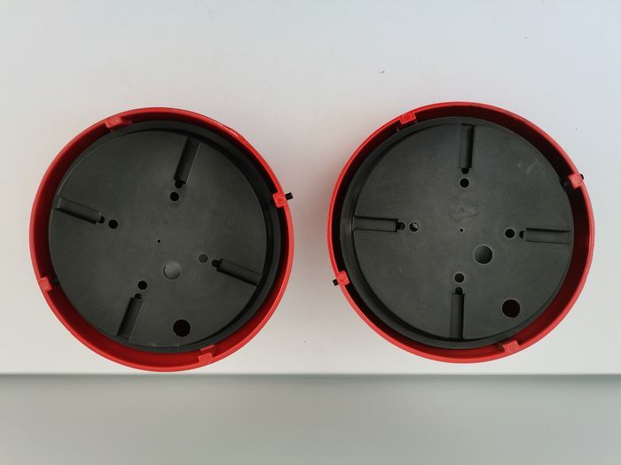 Pair of Wall Lamps Vico Magistretti for Oluce - "Olga"