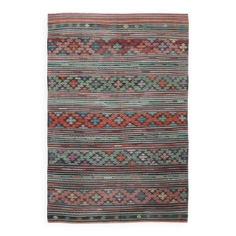 Tapis Kilim Vintage Motifs Ethniques Vert et Rouge, 180x271 Cm