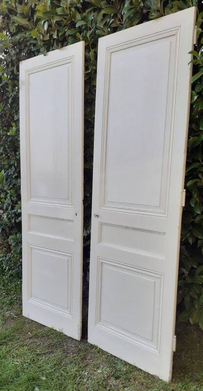 Pair of old cupboard doors h220.5xL75cm each