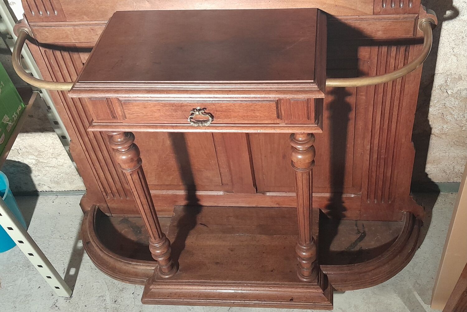 Walnut coat rack wardrobe