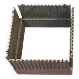 Table basse design en métal et plateau en verre (120x120cm)