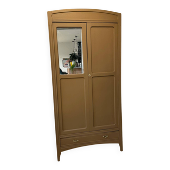 Armoire Parisienne