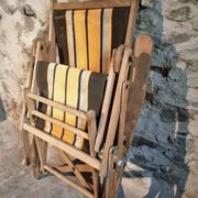 Vintage French folding lounge chair – 1950s/60s in beech with striped canvas, adjustable recliner