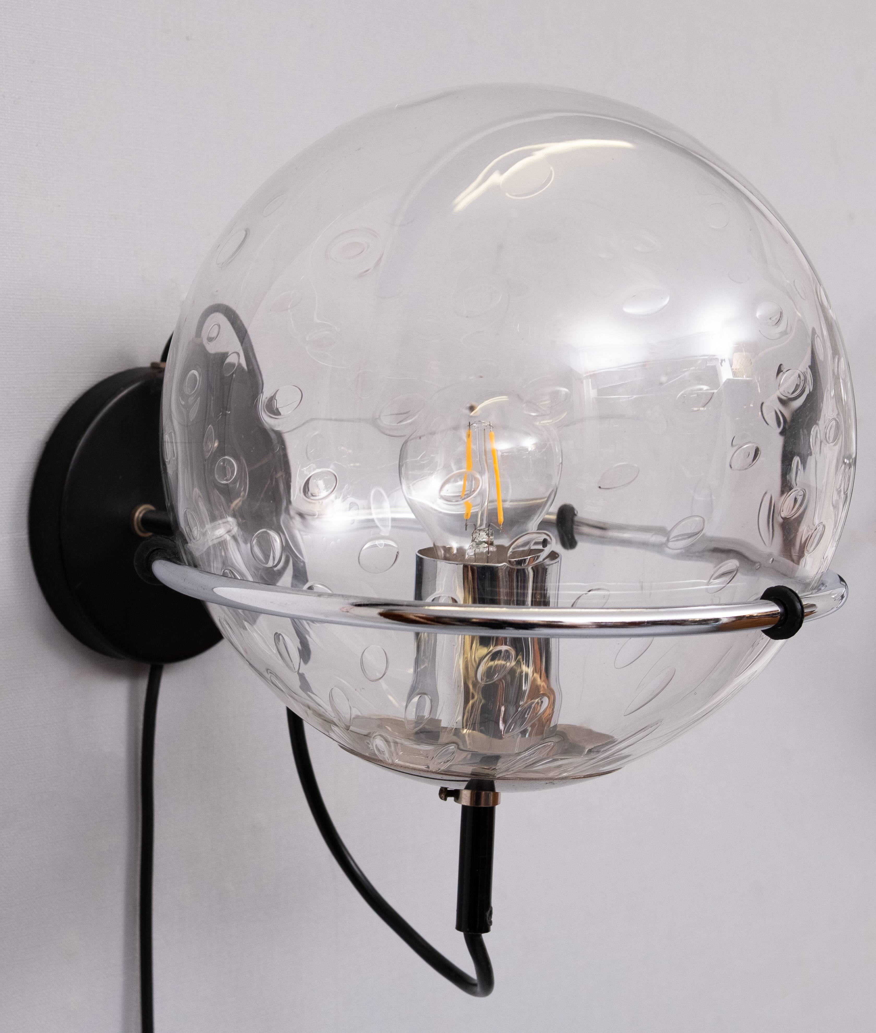 set Basket-Globe wall lamps with raindrop glass bowl by Raak, 1970s