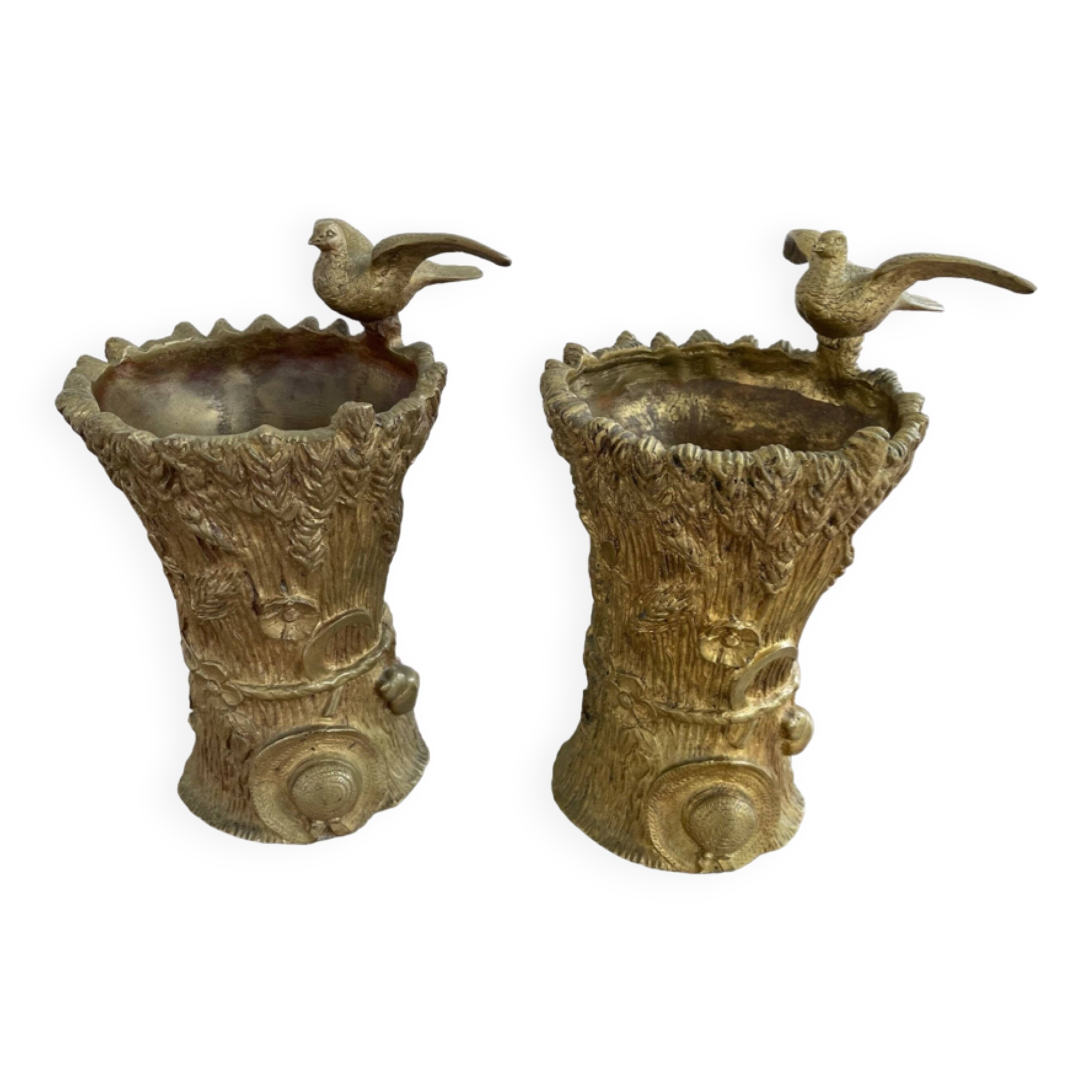 Pair of vases, solid bronze, gilded, early 20th century work, dove decoration, sheaf of wheat, art