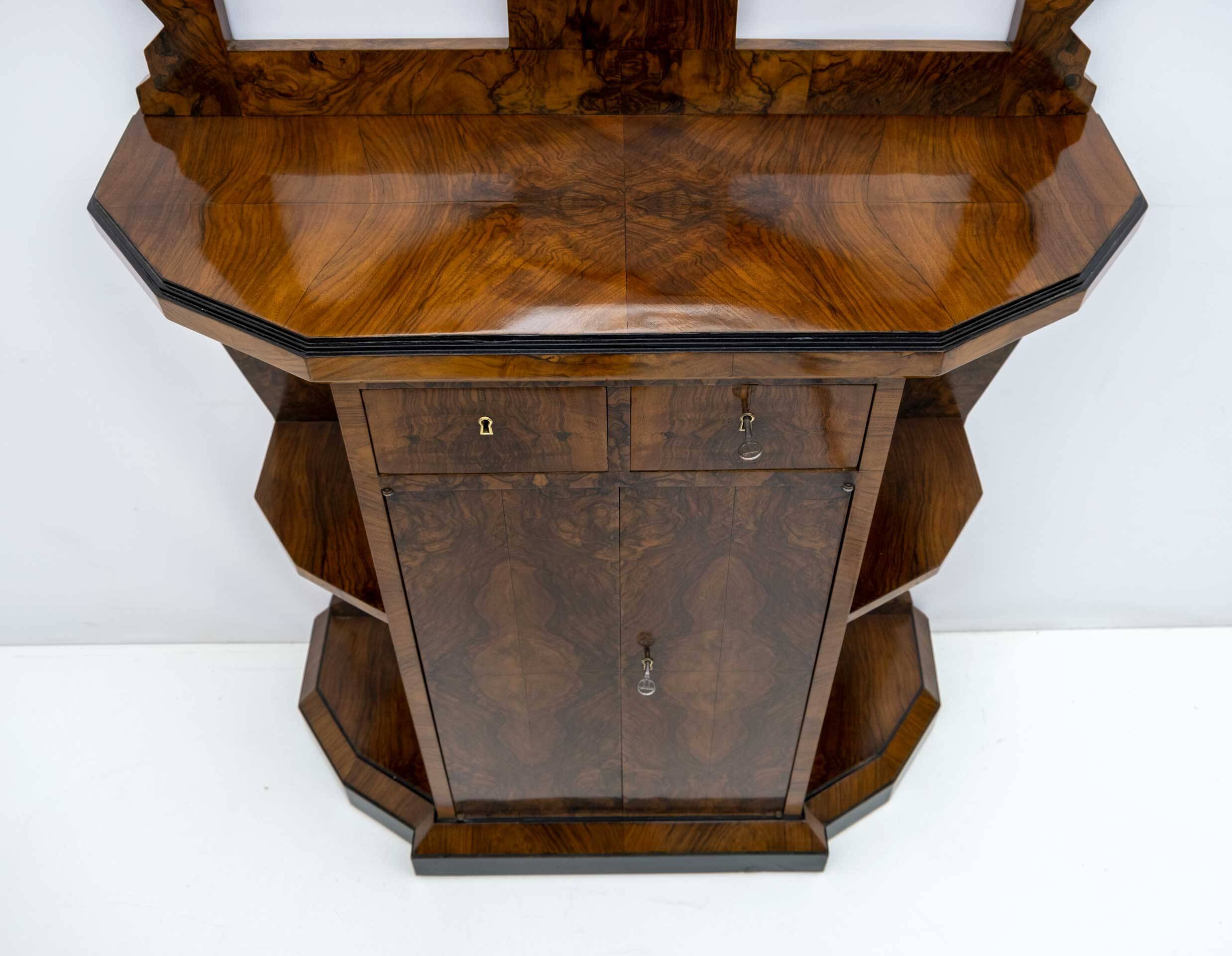 Art Deco Italian Walnut Briar Sideboard with Mirror, Early 20th Century