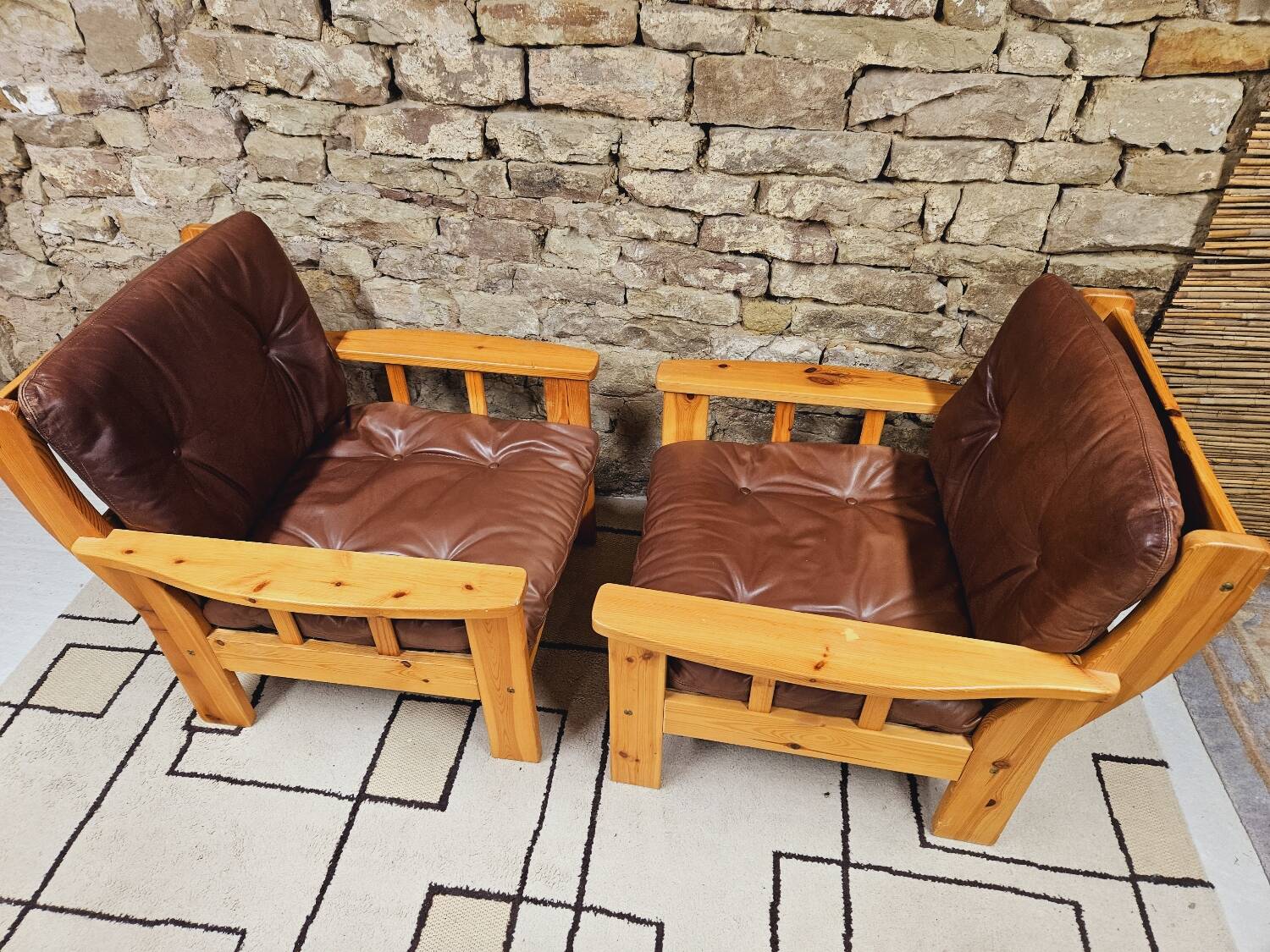 Pair of leather armchairs 1980