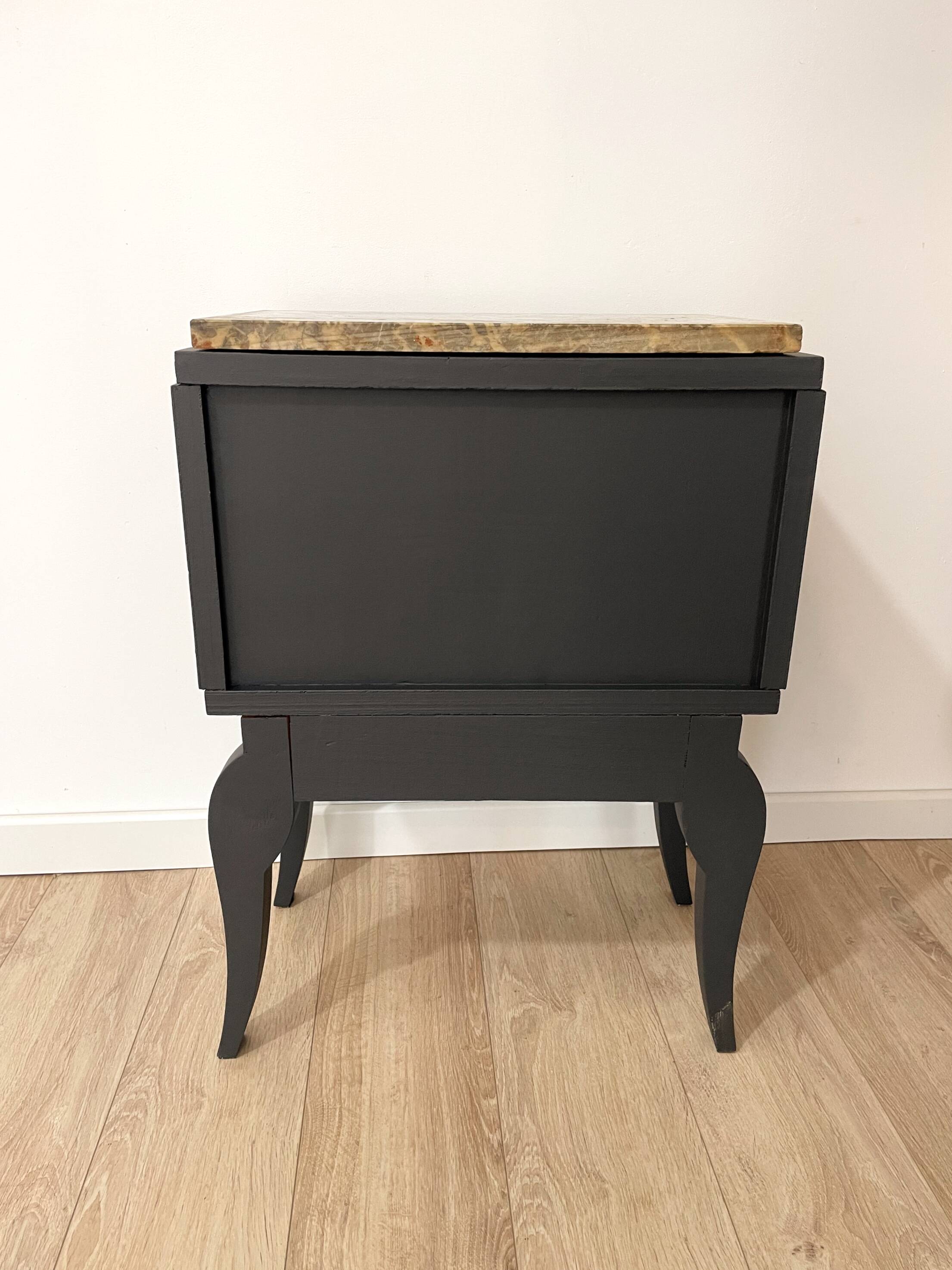 Chevet Art Déco peint en noir