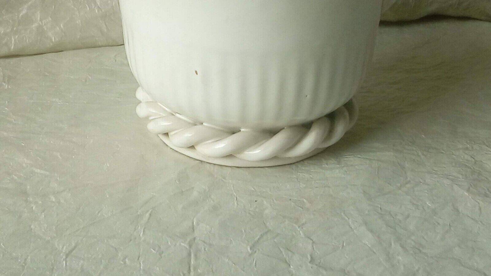 Twisted ceramic vase italy radegonde style