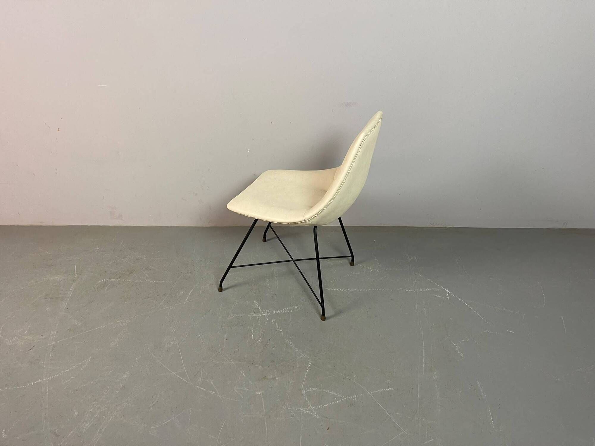 Augusto Bozzi ‘Aster’ Side Chair for Saporiti, Italy, 1950s – Cream Vinyl