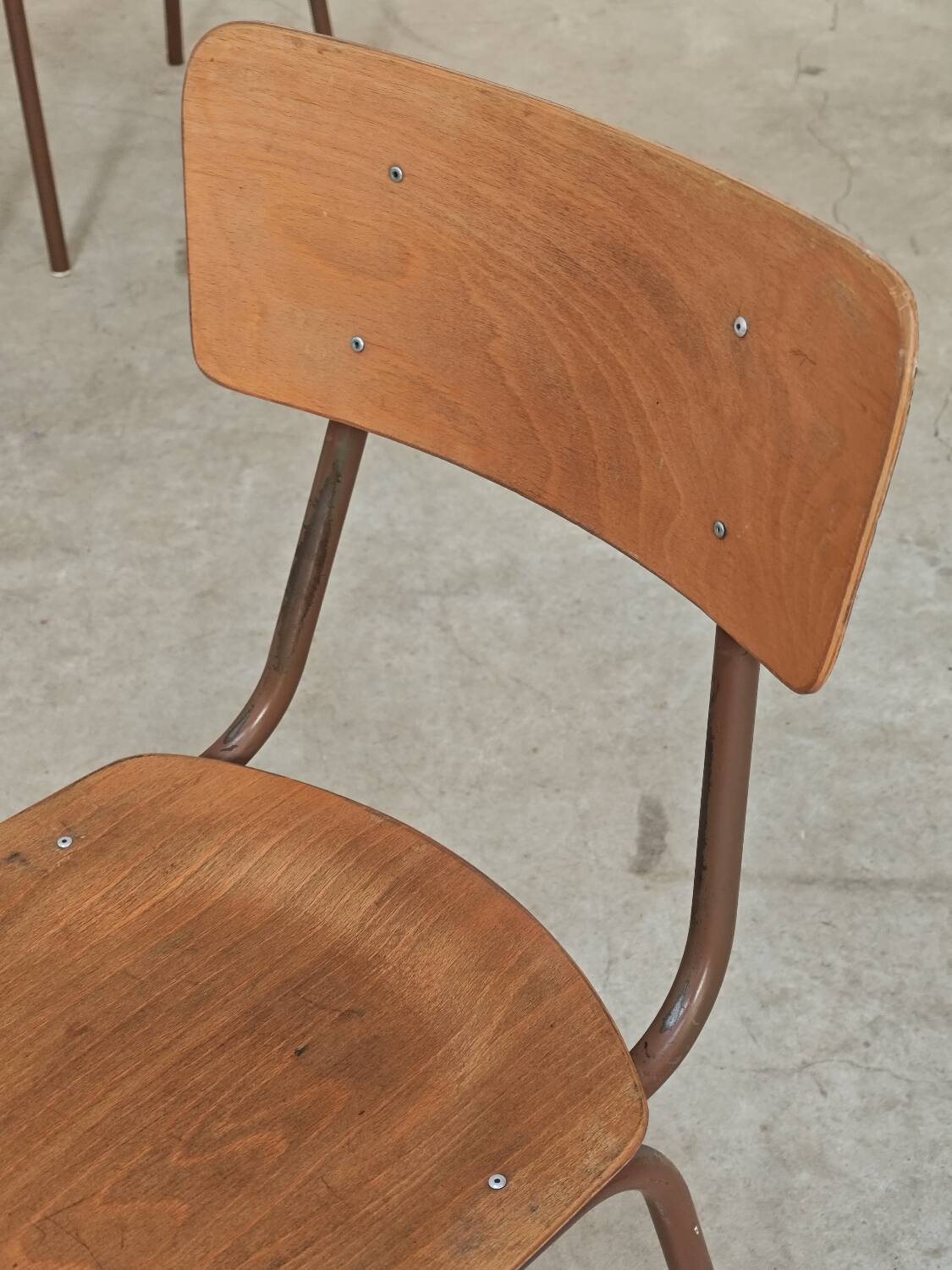 Lot de 35 chaises d'école tchèque Kovona style bistrot des