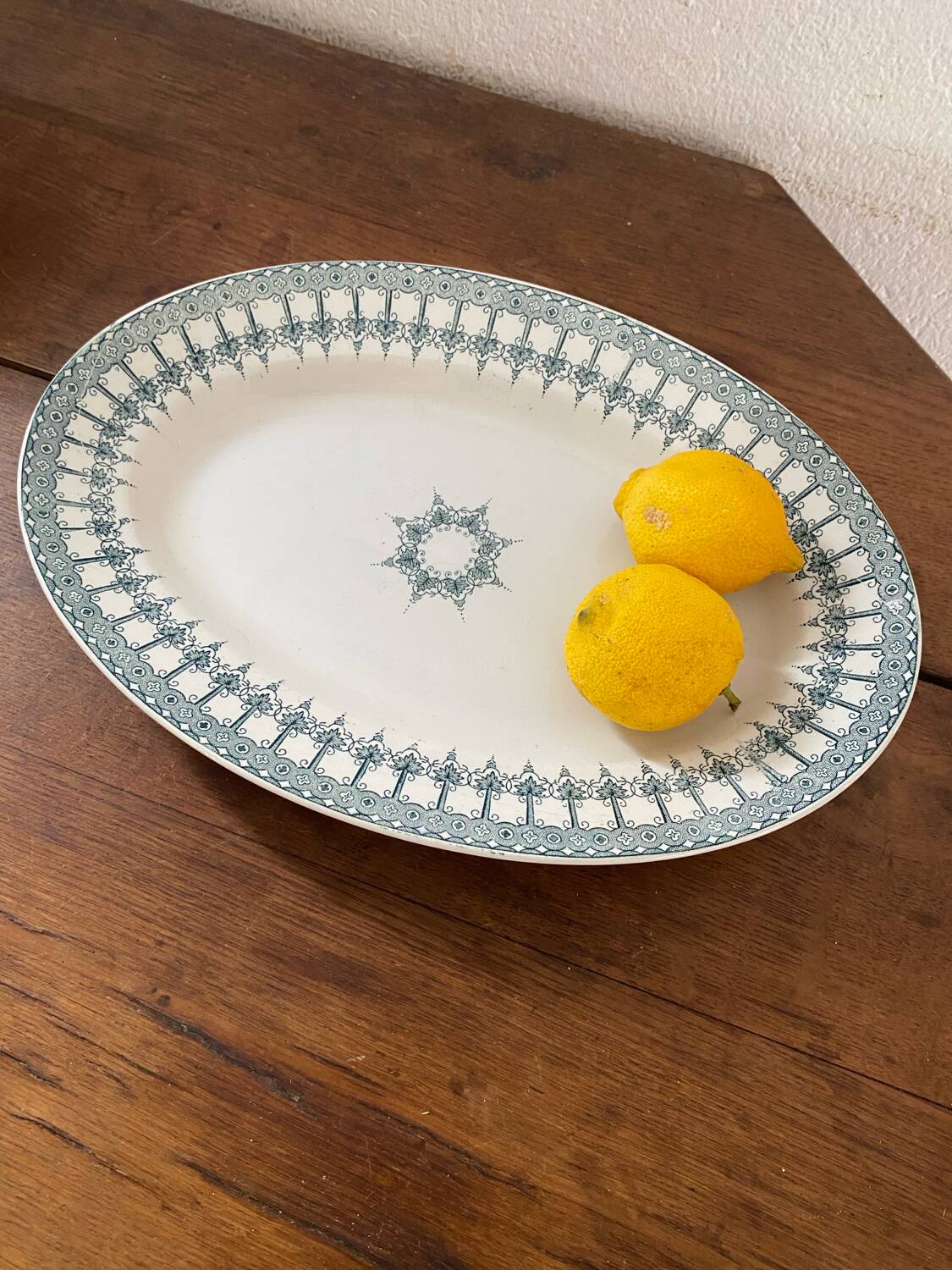 Saint-Amand & Hamage ironstone oval serving dish, Persian model.