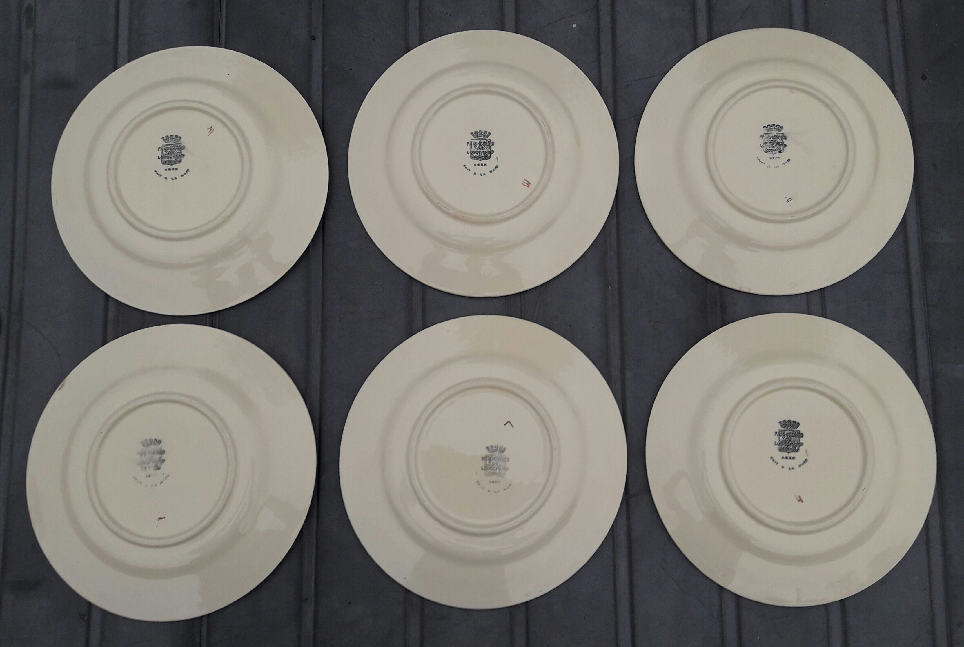 Set of 12 plates faience Longchamp model Agen